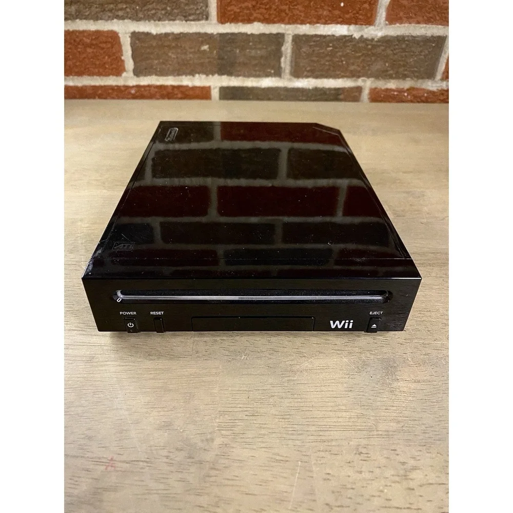 Nintendo Wii Model RVL-101 USA With Remotes Power Supply & Manuals Tested